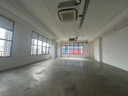 Hh @ Kallang (D13), Factory #561576521